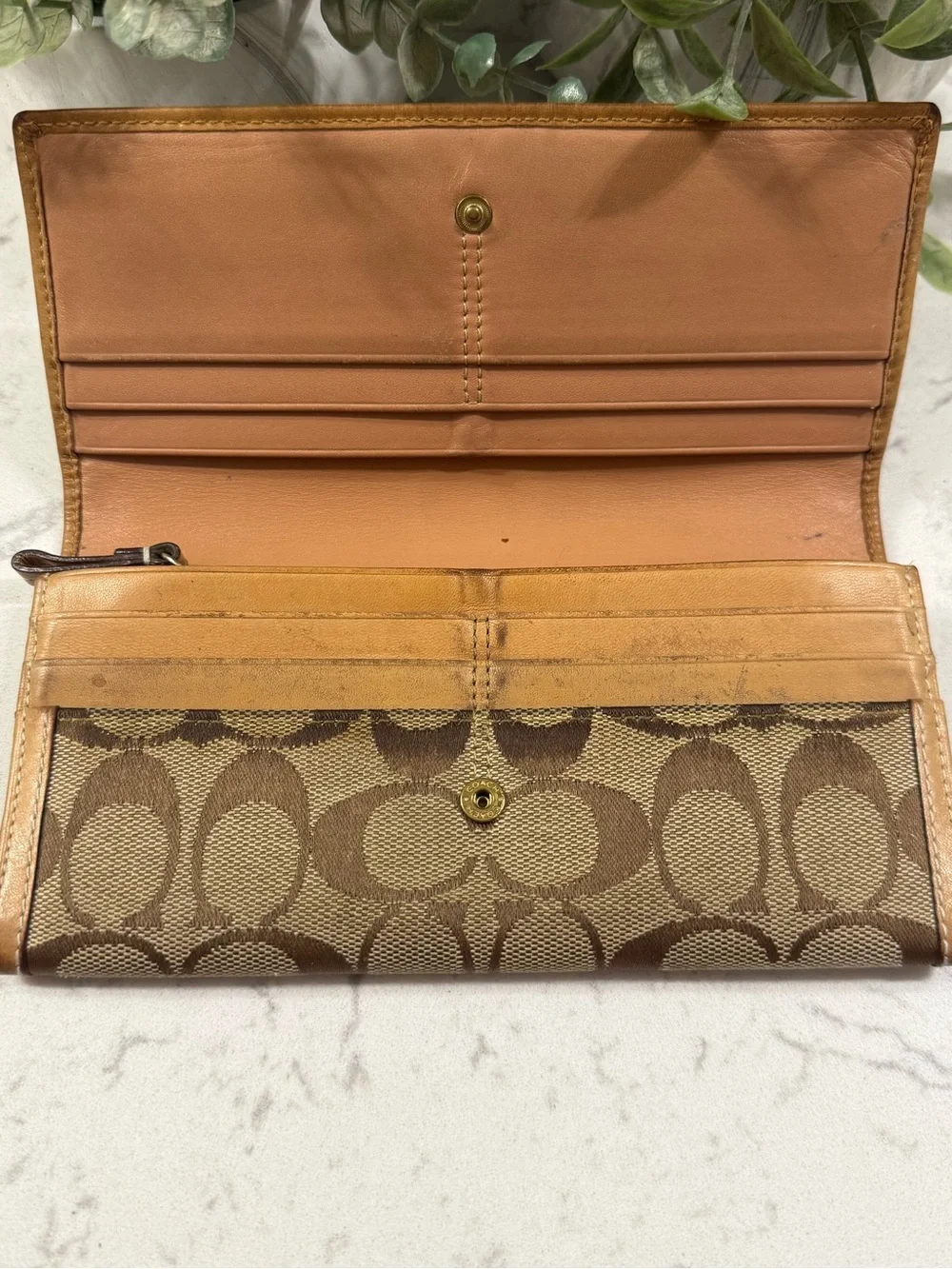 Coach Signature Women's Leather Long Wallet Canvas Jacquard Canvas Used